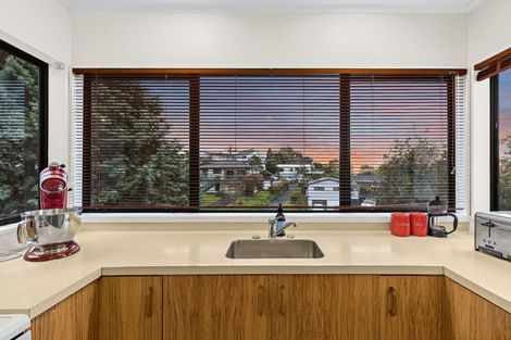 Photo of property in 24 Kenneth Hopper Place, Manly, Whangaparaoa, 0930
