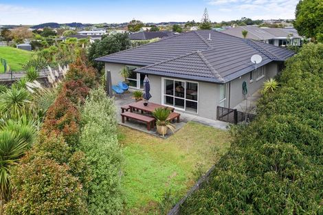 Photo of property in 3 Neill Boak Place, Beachlands, Auckland, 2018
