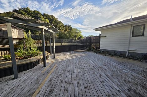 Photo of property in 35 Aronia Way, Goodwood Heights, Auckland, 2105