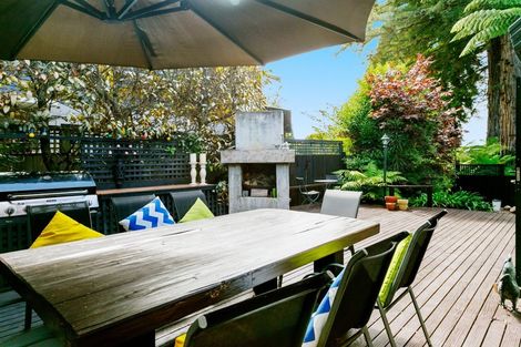 Photo of property in 28 Te Kopua Street, Acacia Bay, Taupo, 3330