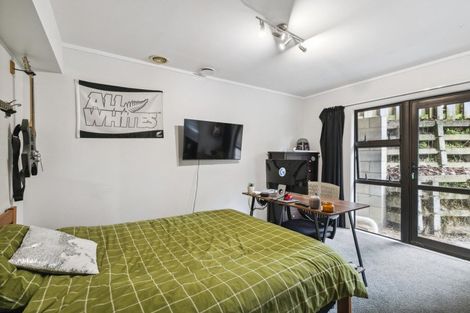 Photo of property in 12 Cullen Place, Tawa, Wellington, 5028