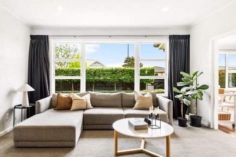 Photo of property in 111 Nottingley Road, Frimley, Hastings, 4120