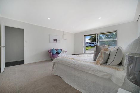 Photo of property in 2/10 Woodvale Road, Glen Eden, Auckland, 0602