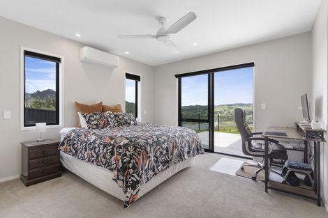 Photo of property in 21 Manatu Close, Whangamata, 3691