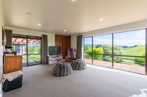 Photo of property in 14 Centre Road, Matamau, Dannevirke, 4977