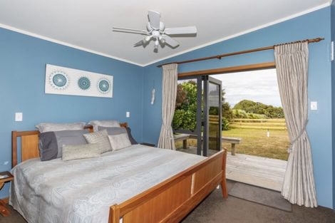 Photo of property in 37 Greenock Drive, Manukau Heads, Waiuku, 2684