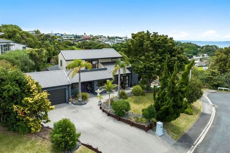 Photo of property in 32 Layton Road, Manly, Whangaparaoa, 0930