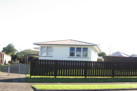 Photo of property in 12 Primrose Place, Manurewa, Auckland, 2102
