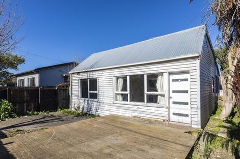 Photo of property in 8 Bass Street, Woolston, Christchurch, 8062