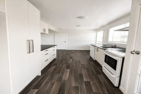 Photo of property in 1/21 Bonito Place, Bayview, Auckland, 0629