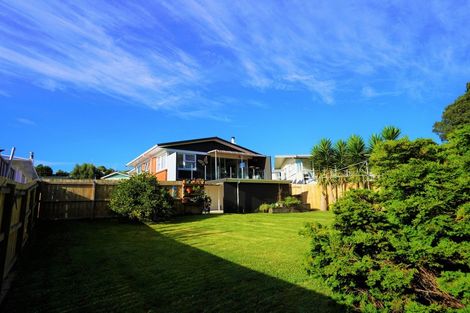 Photo of property in 33 Crawford Crescent, Te Kamo, Whangarei, 0112