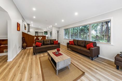 Photo of property in 45 Park Road, Titirangi, Auckland, 0604