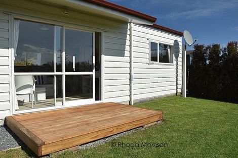Photo of property in 6 Skelton Crescent, Paparoa, 0571