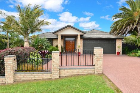 Photo of property in 3 Matisse Drive, West Harbour, Auckland, 0618