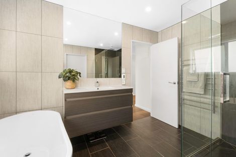 Photo of property in 15 Pitt Road, Runciman, Drury, 2578