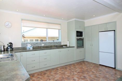 Photo of property in 1a Kennedy Road, Fairfield, Dunedin, 9018