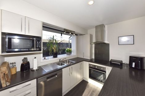 Photo of property in 55 Solomon Avenue, Redwood, Christchurch, 8051