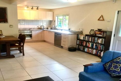 Photo of property in 3/4a Corrella Road, Belmont, Auckland, 0622