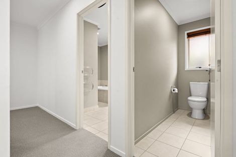 Photo of property in 6 Cleeve Close, Huntington, Hamilton, 3210