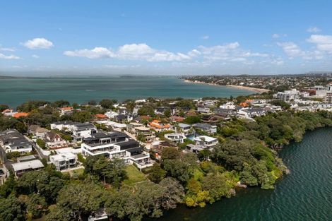 Photo of property in 10/258 Hurstmere Road, Takapuna, Auckland, 0622