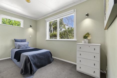 Photo of property in 10a Waterview Road, Stanley Point, Auckland, 0624