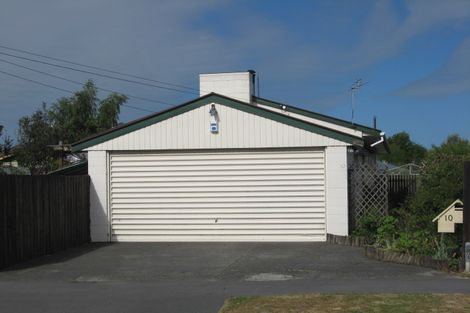 Photo of property in 10 Wychwood Crescent, Bishopdale, Christchurch, 8053