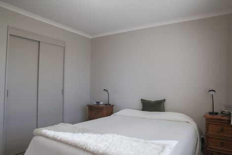 Photo of property in 2 Burrows Street, Bluff, 9814