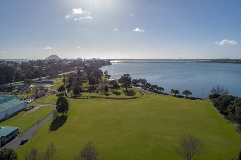 Photo of property in 2 Fraser Street, Tauranga, 3110