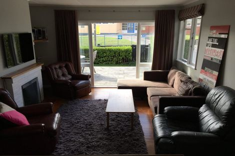 Photo of property in 5 Taratoa Street, Point England, Auckland, 1072