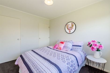 Photo of property in 16 Beachwater Grove, Paraparaumu Beach, Paraparaumu, 5032