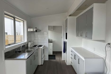 Photo of property in 35 Tabitha Crescent, Henderson, Auckland, 0612
