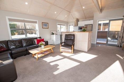 Photo of property in 8b Naylor Street, Clyde, 9330