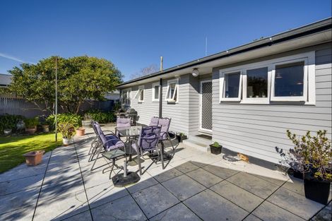 Photo of property in 28 Henley Crescent, Pirimai, Napier, 4112