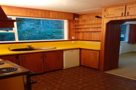 Photo of property in 52 Maymorn Road, Te Marua, Upper Hutt, 5018