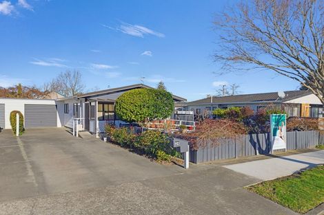 Photo of property in 24 Usherwood Crescent, Akina, Hastings, 4122