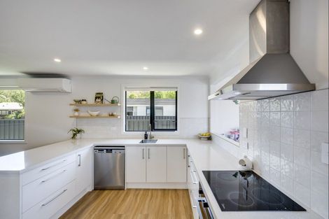 Photo of property in 23 Golding Road, Taradale, Napier, 4112