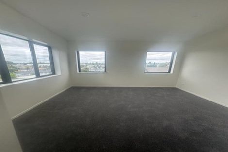 Photo of property in 309 Great South Road, Manurewa, Auckland, 2102