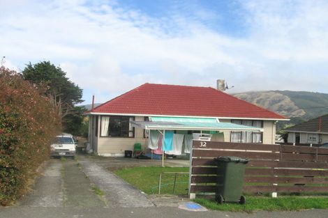 Photo of property in 32 Mckillop Street, Ranui, Porirua, 5024