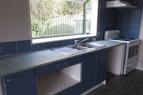 Photo of property in 10 Aldern Road, Massey, Auckland, 0614