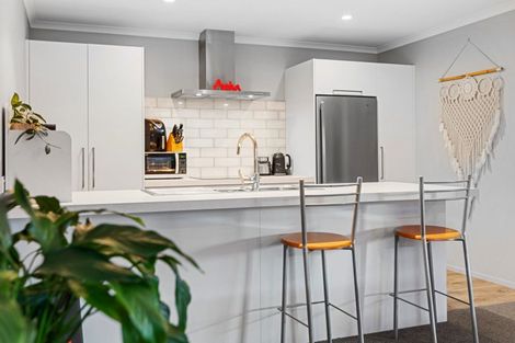 Photo of property in 26 Tiria Drive, Papamoa Beach, Papamoa, 3118