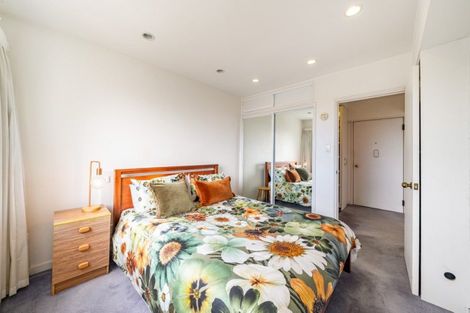 Photo of property in Grosvenor Flats, 19 Cottleville Terrace, Thorndon, Wellington, 6011