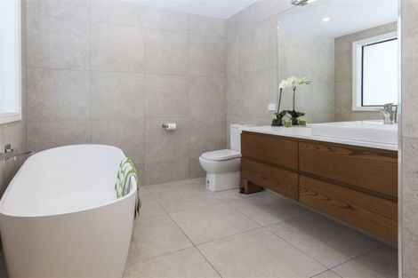 Photo of property in 117 Glandovey Road, Strowan, Christchurch, 8052