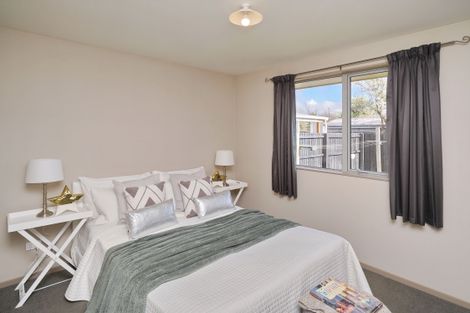 Photo of property in 15b Roberts Road, Hei Hei, Christchurch, 8042