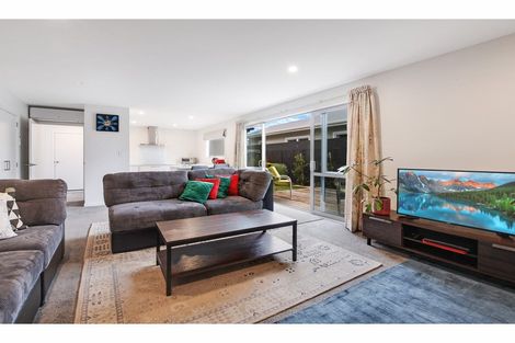 Photo of property in 2/36 Shirley Road, Richmond, Christchurch, 8013