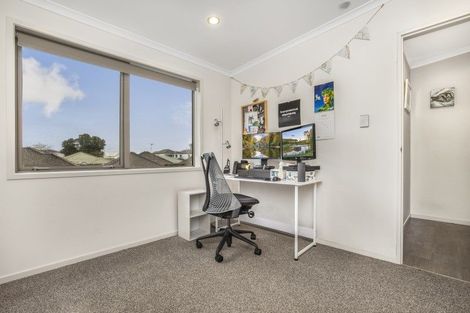 Photo of property in 12-14 Clevedon Road, Papakura, 2110