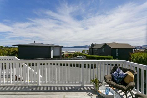 Photo of property in 27 Shepherd Road, Waipahihi, Taupo, 3330