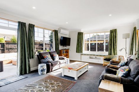 Photo of property in 1 Buckingham Place, Rototuna North, Hamilton, 3210