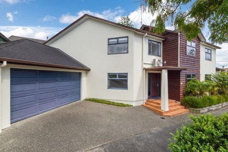 Photo of property in 18 Beulah Avenue, Rothesay Bay, Auckland, 0630