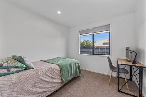 Photo of property in 31 Atutahi Street, Hurdon, New Plymouth, 4310