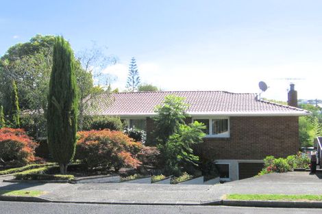 Photo of property in 43 Newhaven Terrace, Mairangi Bay, Auckland, 0630